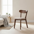 Chaise de salle a manger en chene massif finition noyer, siege robuste au style naturel et chaleureux